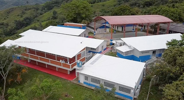 Mineducacion Destaco Entrega De La Primera Residencia Escolar De Huila Compartir Palabra Maestra